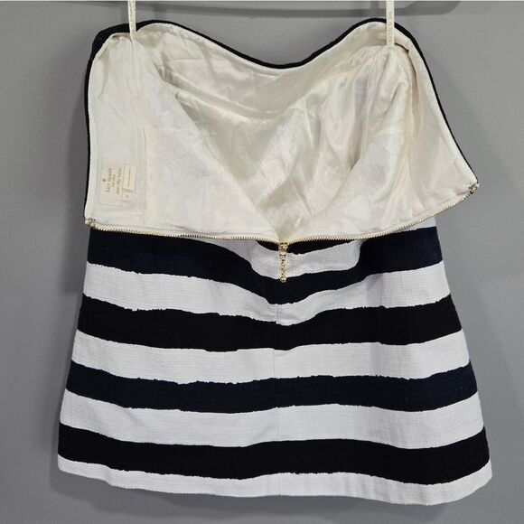 🐢 Kate Spade Skirt The Rules! Black white and navy lined skirt.  Size 2. - Picture 4 of 9